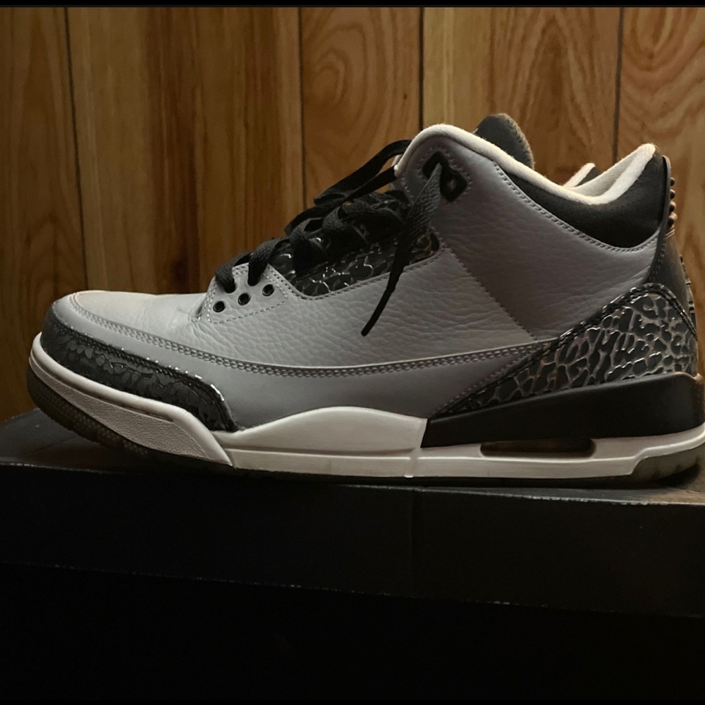 Jordan 3’s